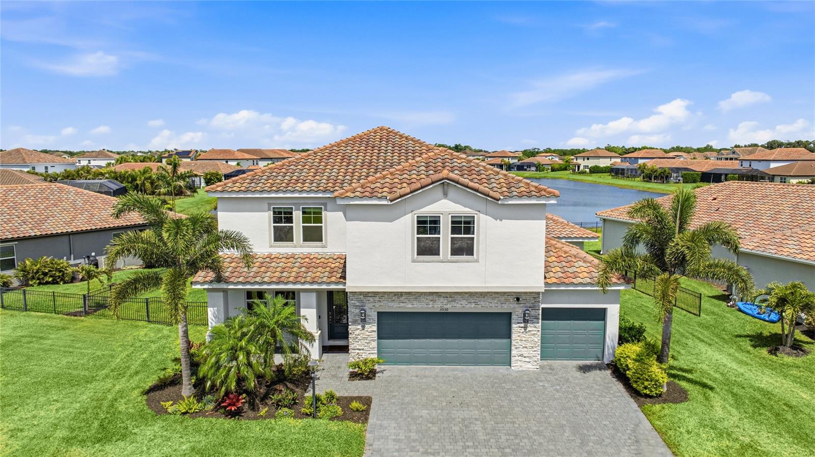 SAVANNA AT LAKEWOOD RANCH PH III 3ABD - Residential