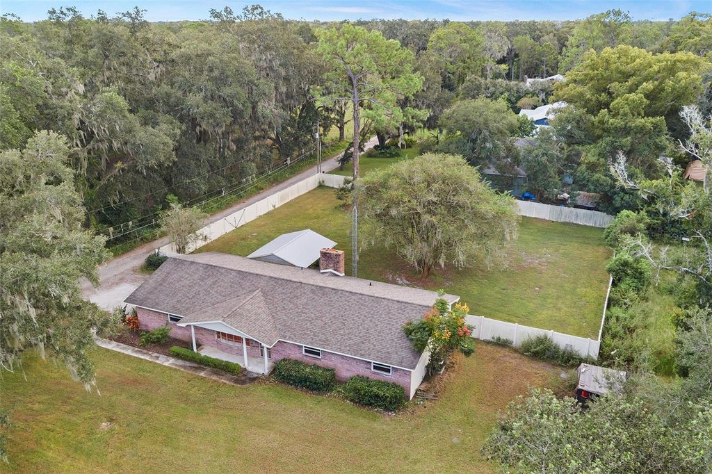 Photo of 2620 Ewell Road, Lakeland, FL 33811 (MLS # TB8436938)