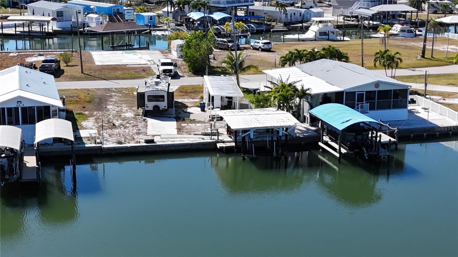 ISLE OF PINES - Land