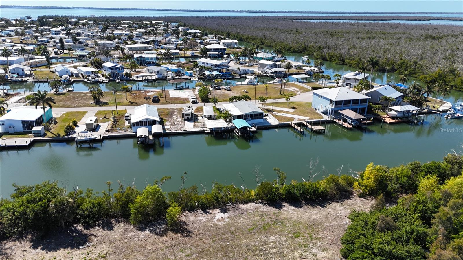 ISLE OF PINES - Land