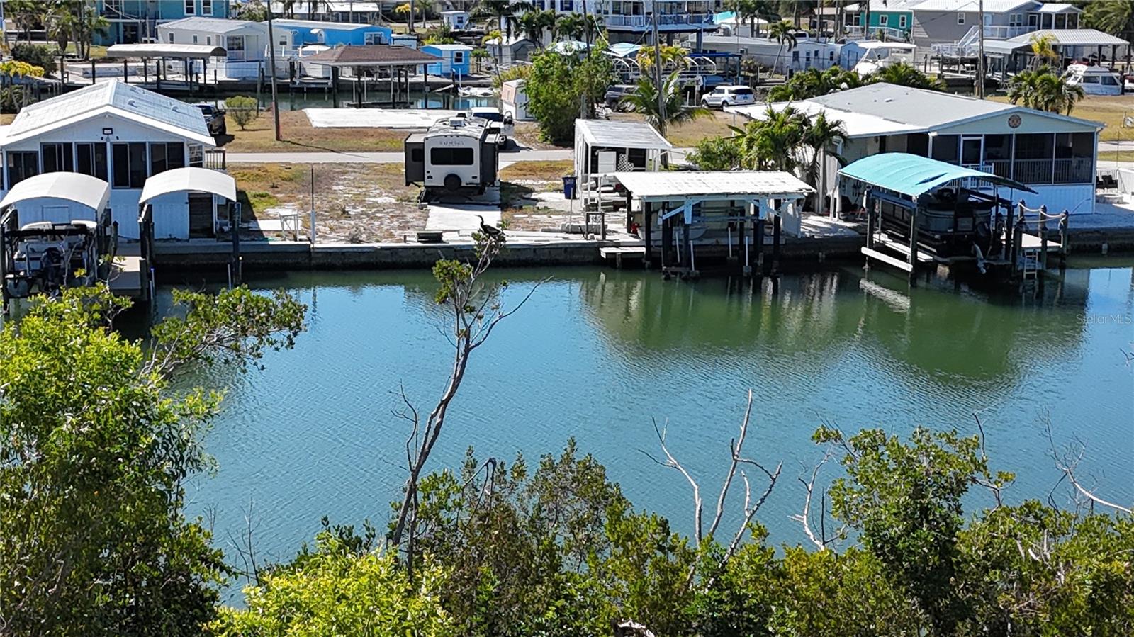 ISLE OF PINES - Land