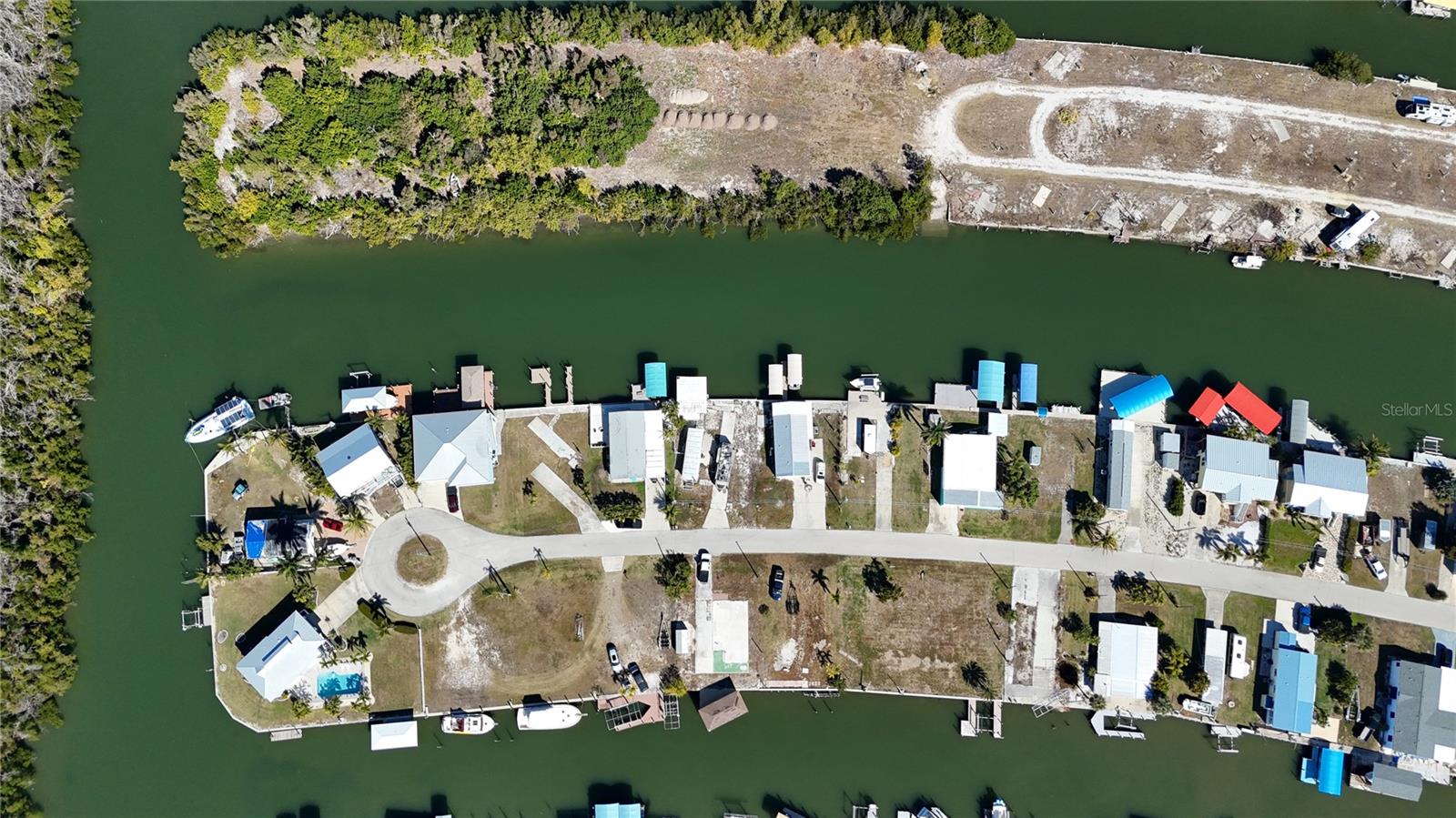 ISLE OF PINES - Land