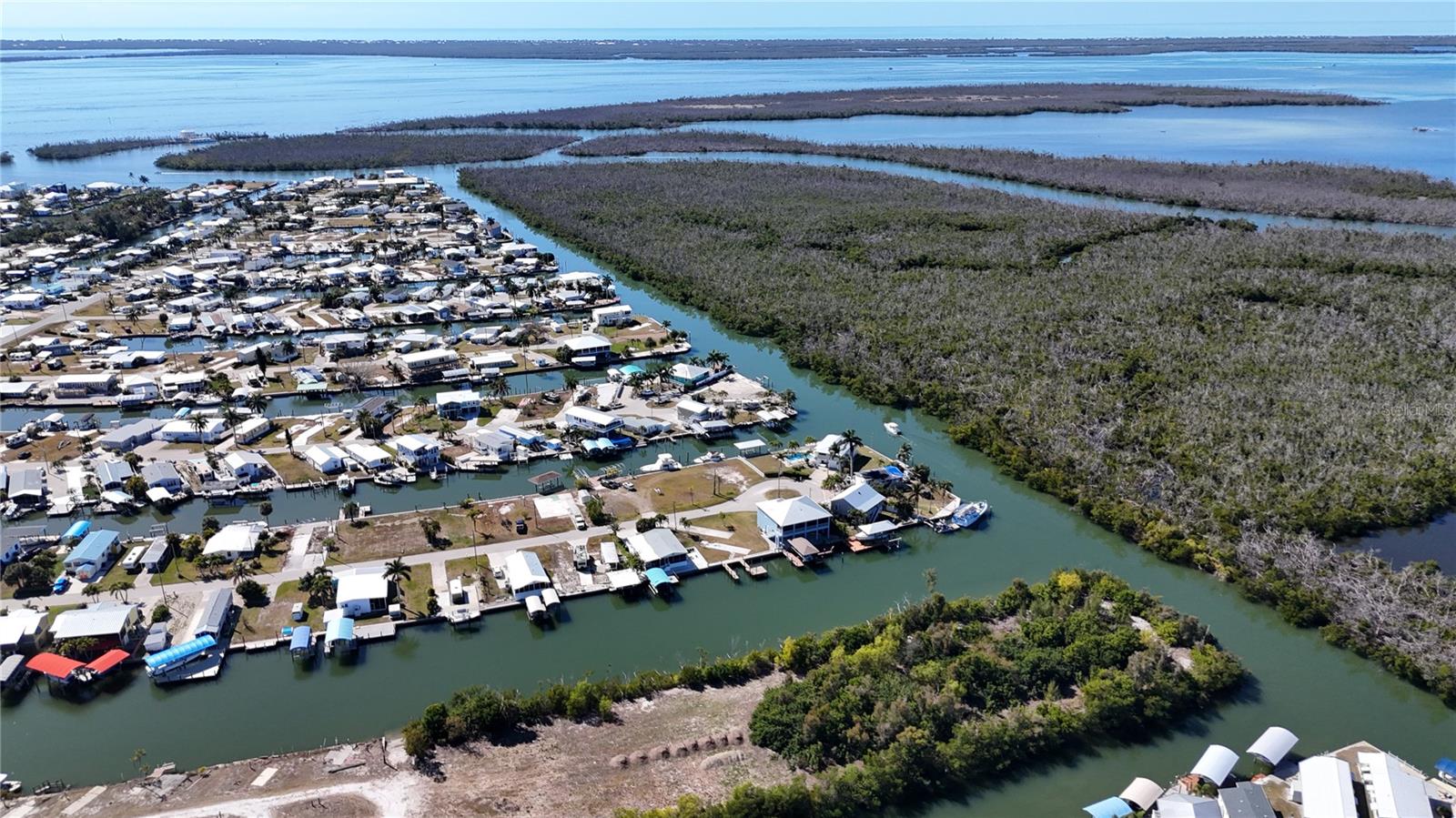 ISLE OF PINES - Land