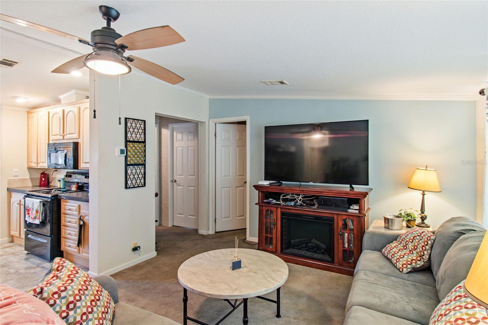 LAKE MARIANA ACRES - Residential