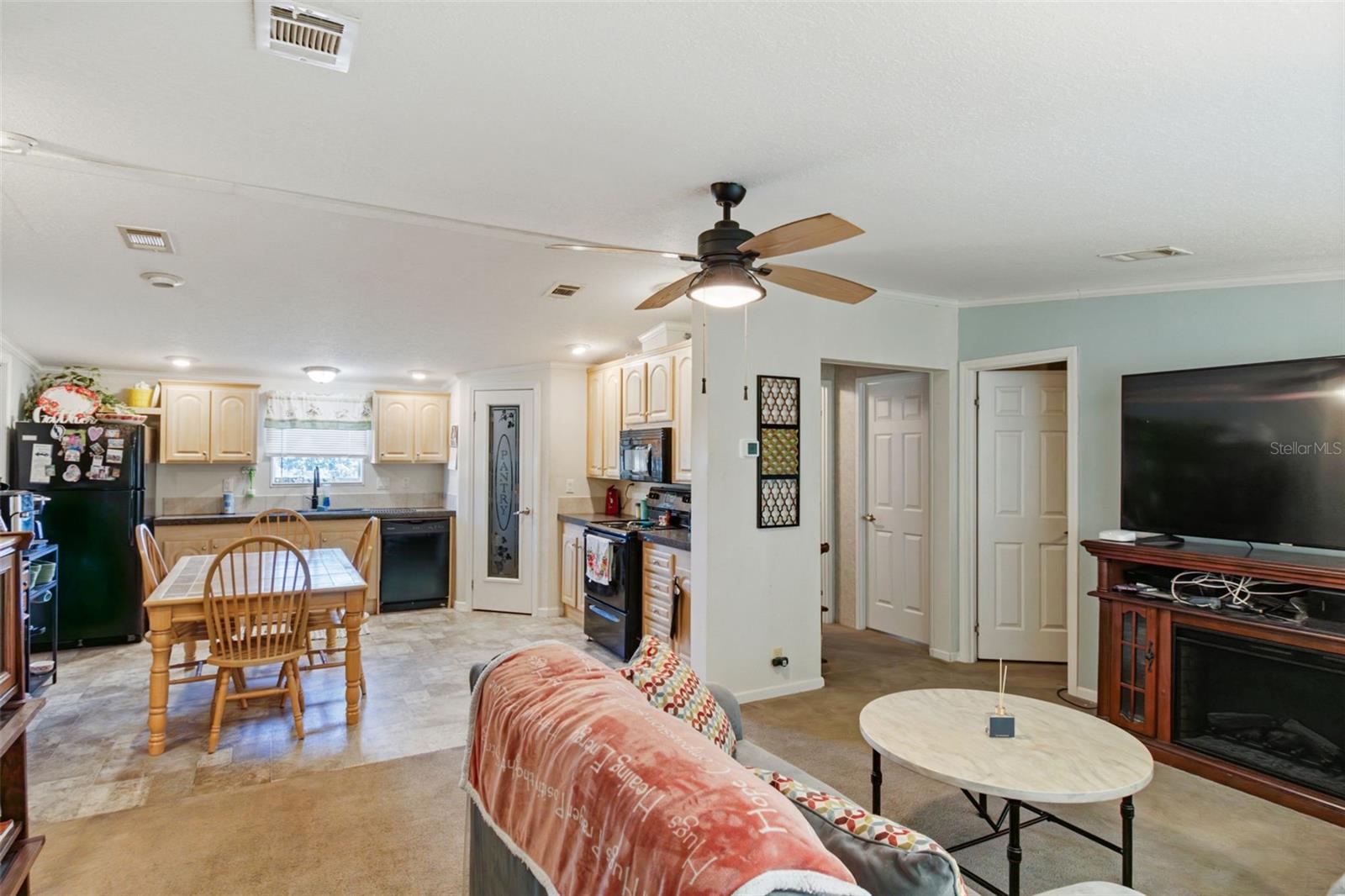 LAKE MARIANA ACRES - Residential