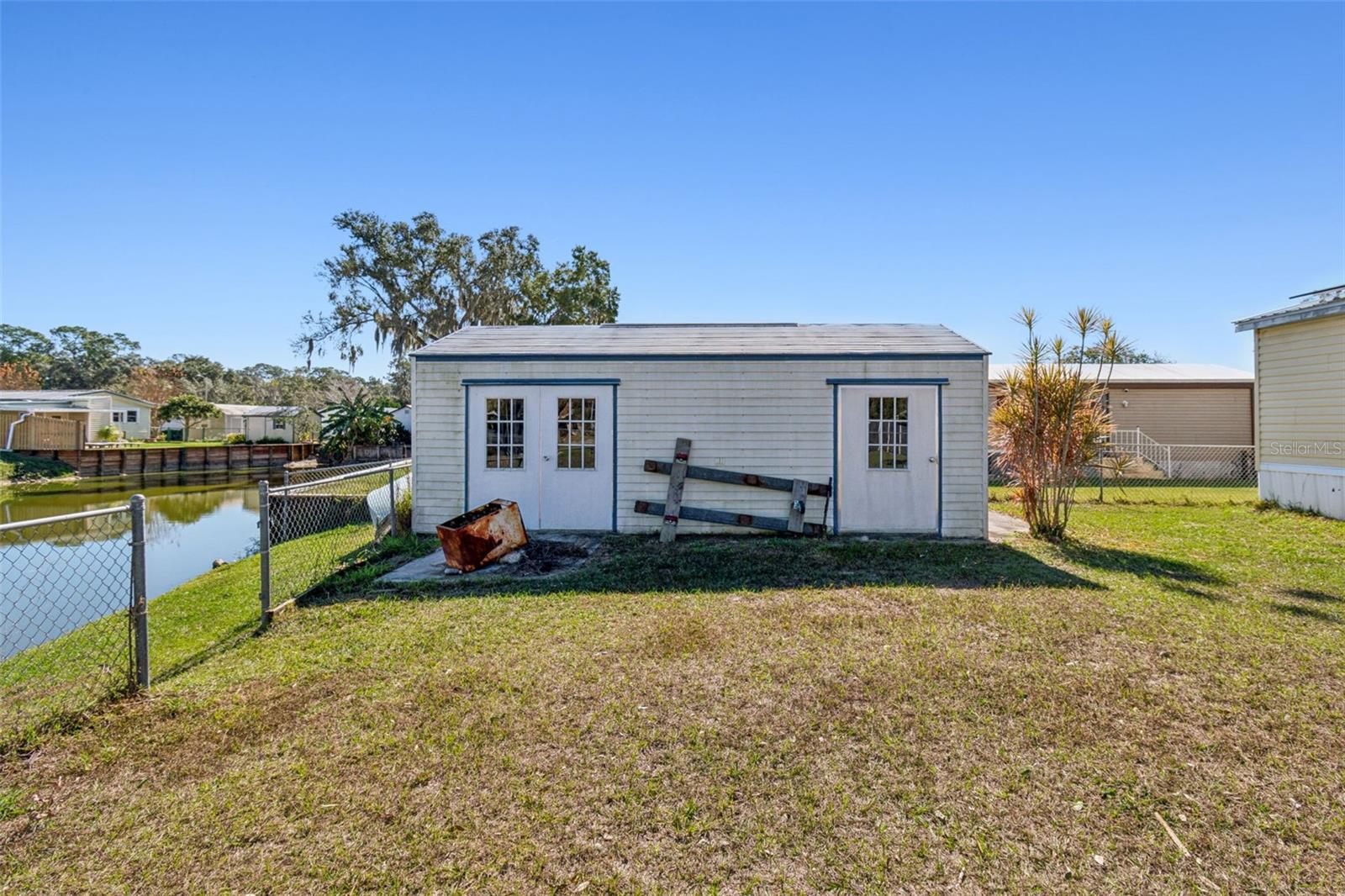 LAKE MARIANA ACRES - Residential