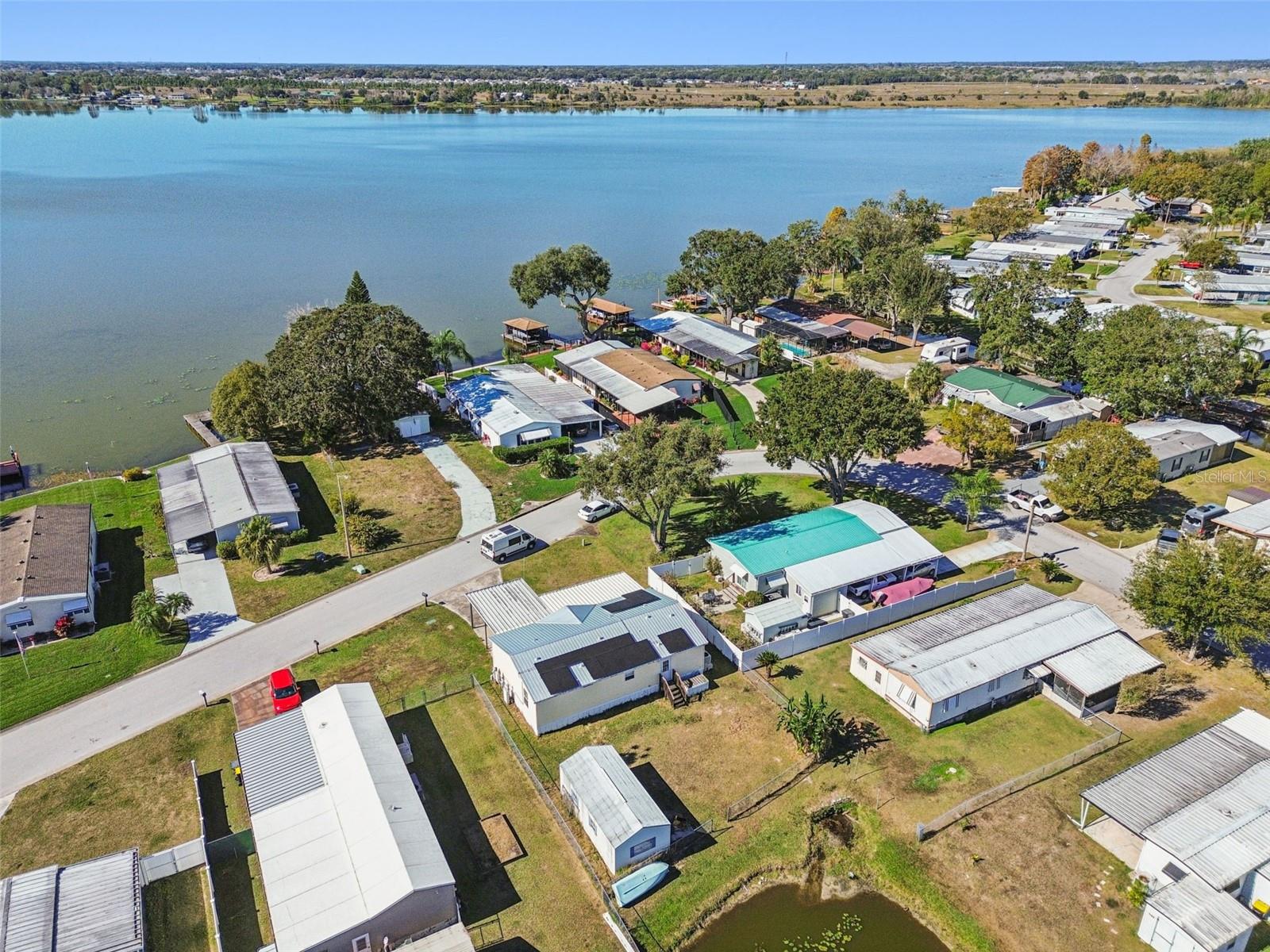 LAKE MARIANA ACRES - Residential