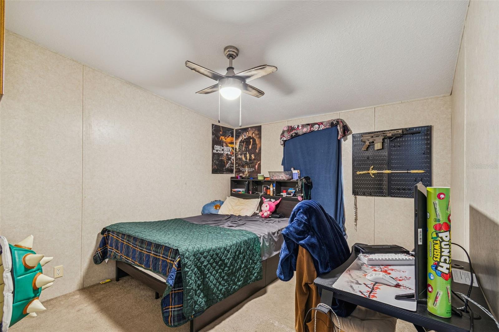 LAKE MARIANA ACRES - Residential