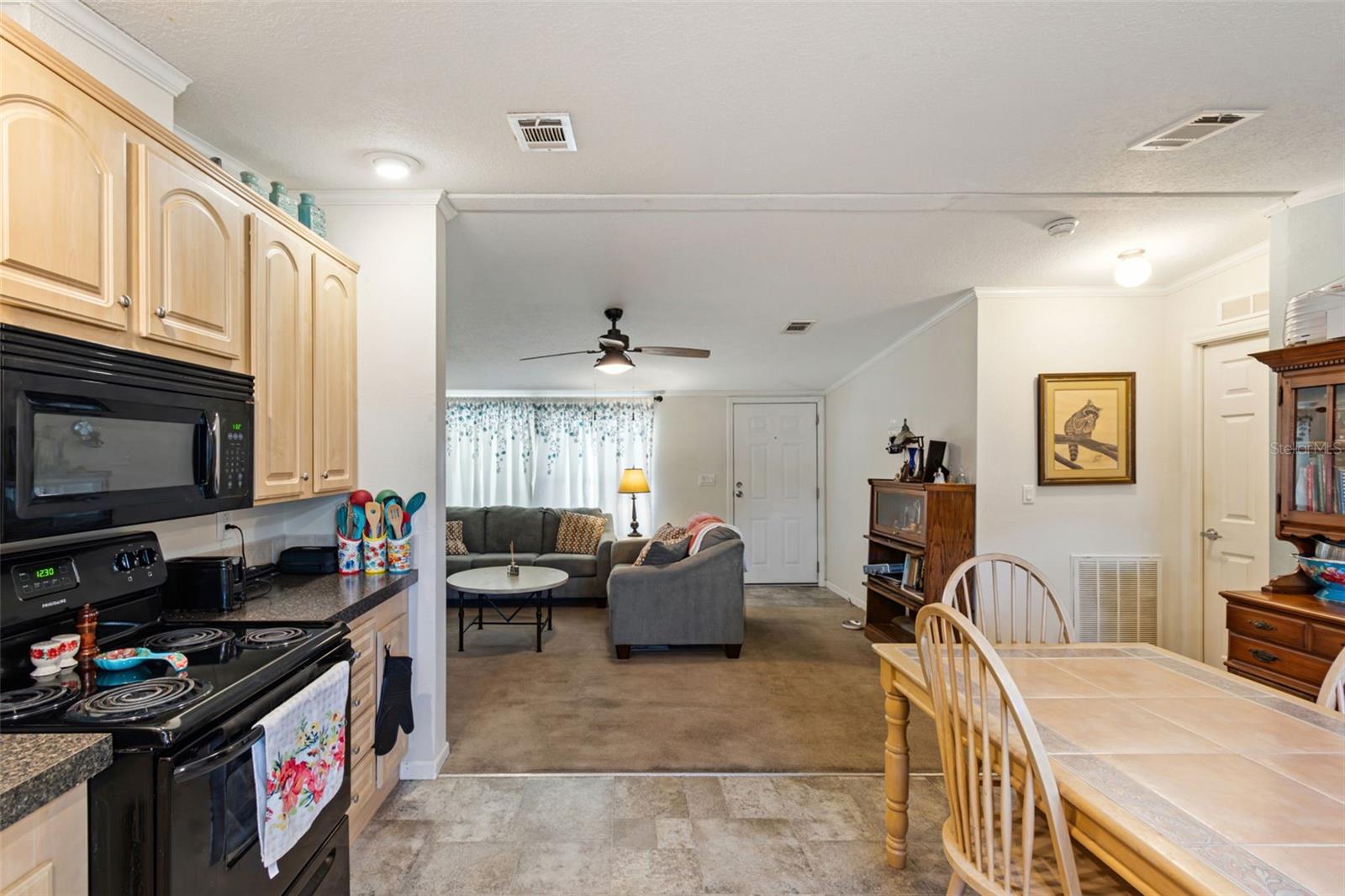 LAKE MARIANA ACRES - Residential