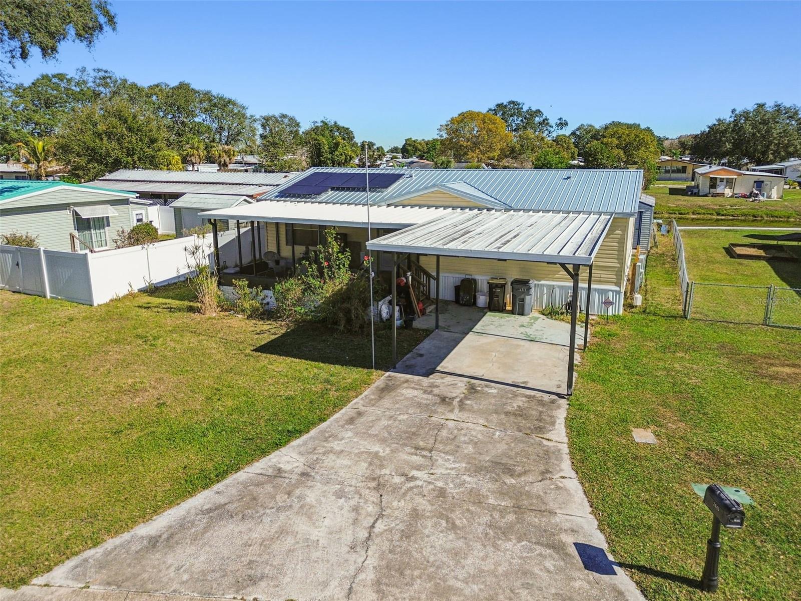 LAKE MARIANA ACRES - Residential