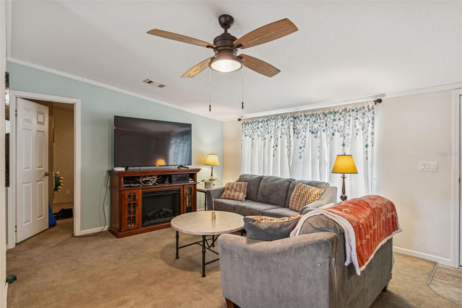 LAKE MARIANA ACRES - Residential