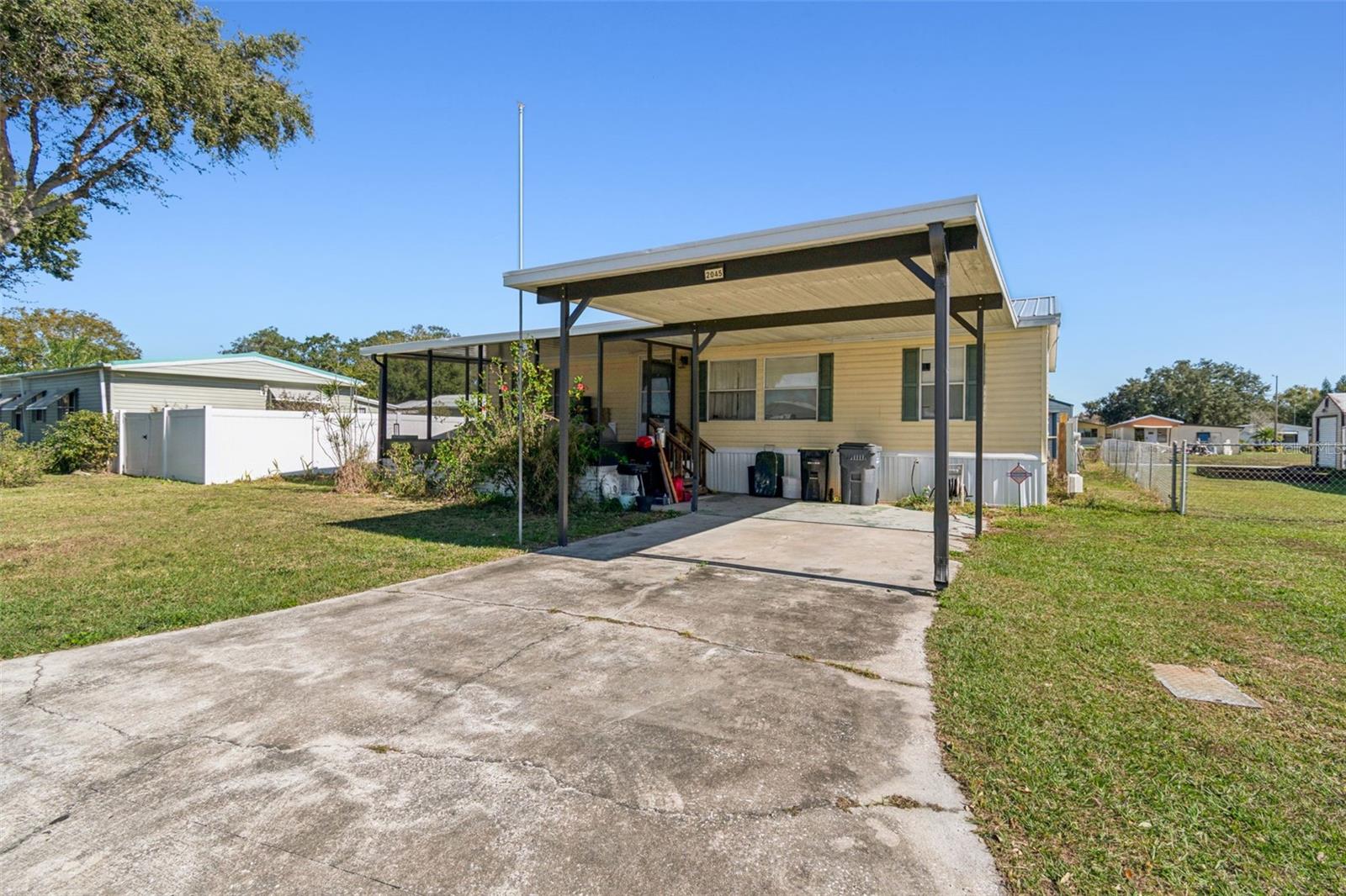 LAKE MARIANA ACRES - Residential