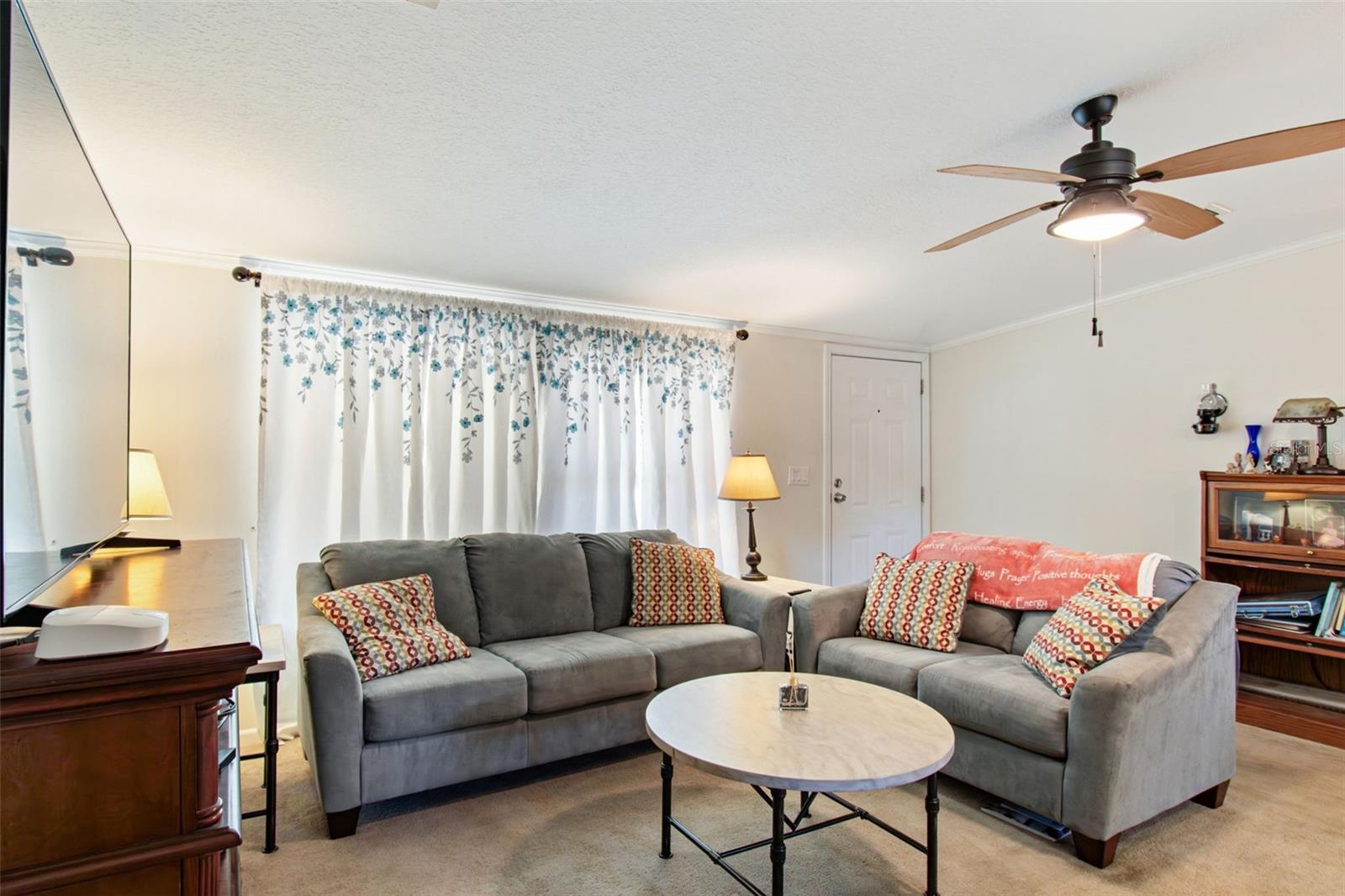 LAKE MARIANA ACRES - Residential