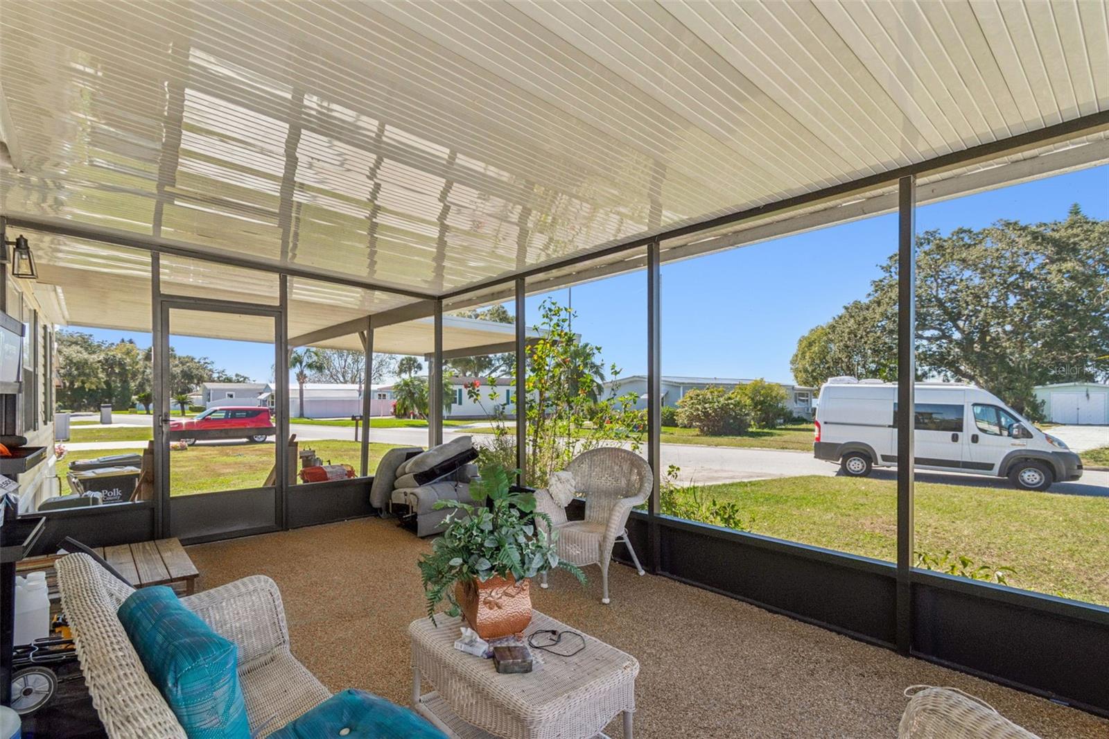 LAKE MARIANA ACRES - Residential