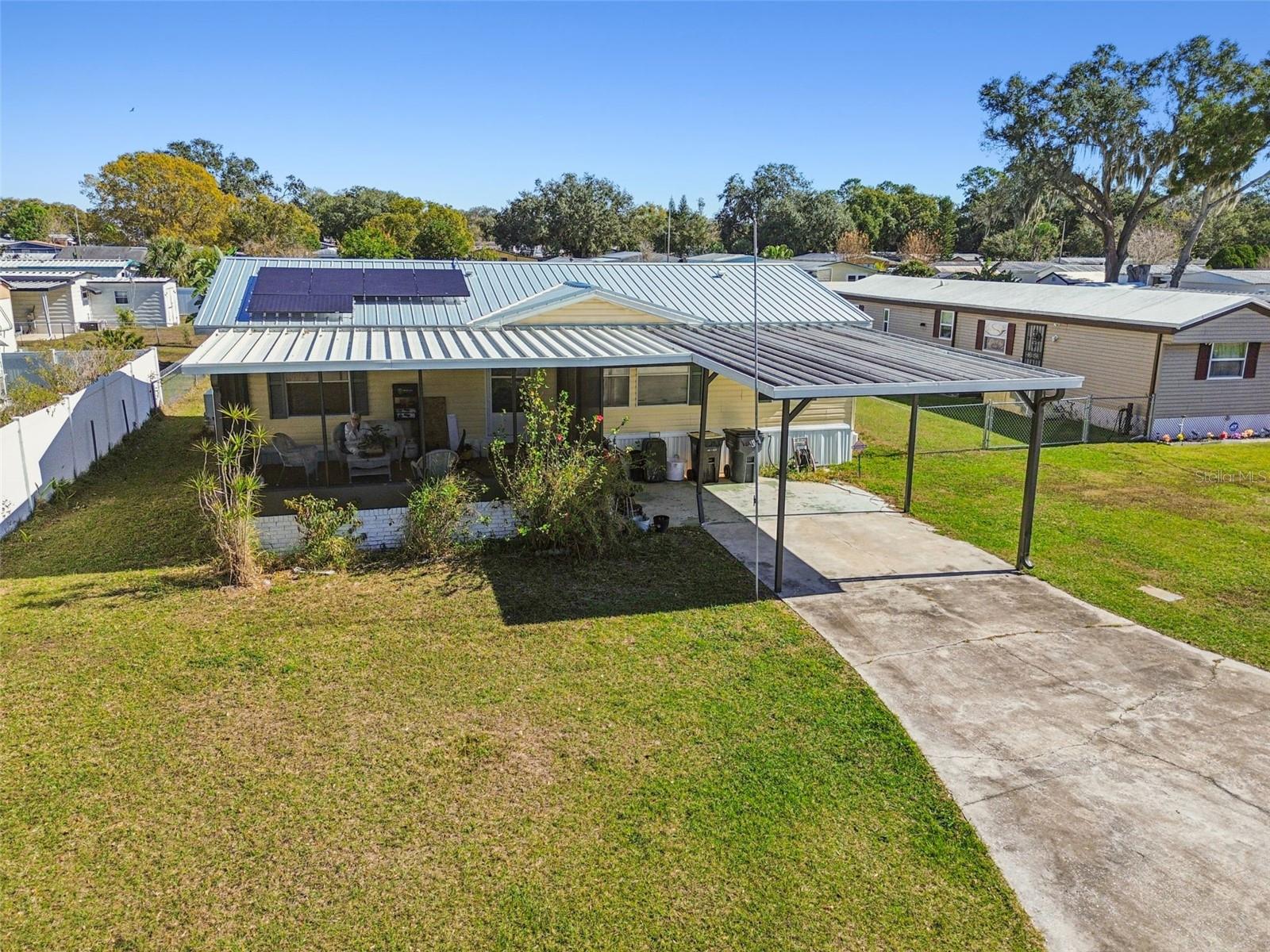 LAKE MARIANA ACRES - Residential