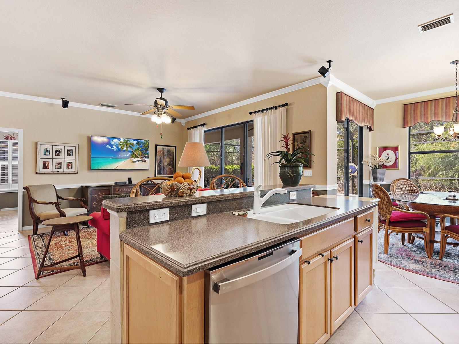 VENETIAN FALLS PH 2 - Residential