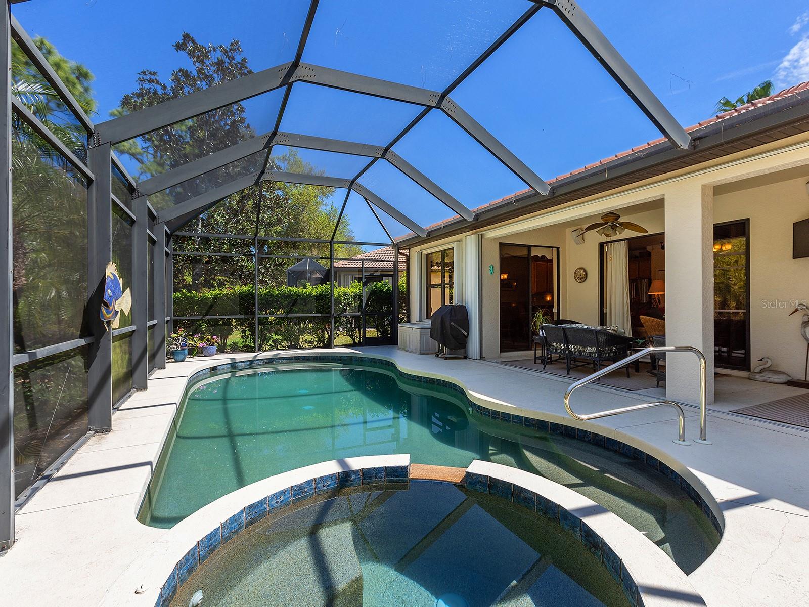 VENETIAN FALLS PH 2 - Residential