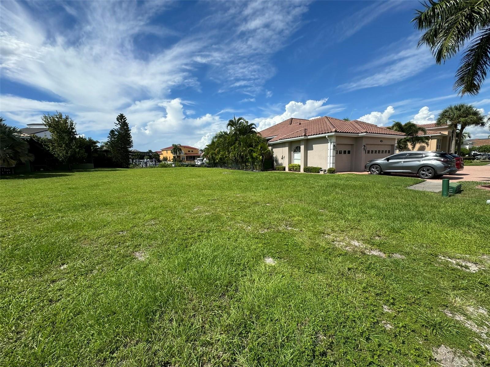 SYMPHONY ISLES UNIT FOUR - Land