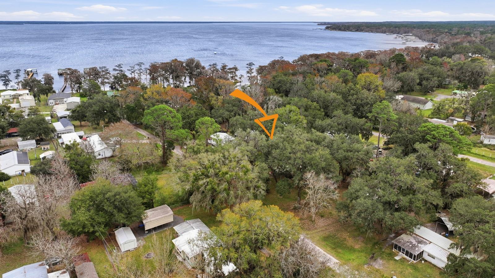 LAR ESTATES - Residential