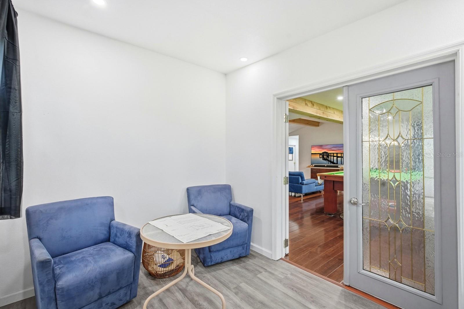 LAR ESTATES - Residential