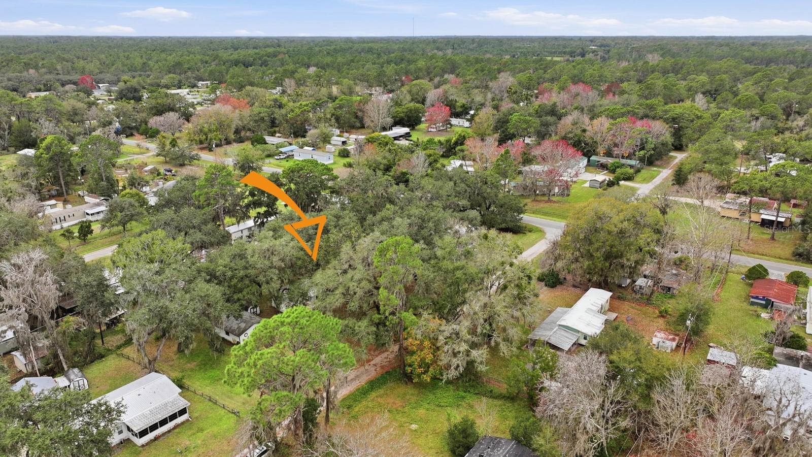 LAR ESTATES - Residential