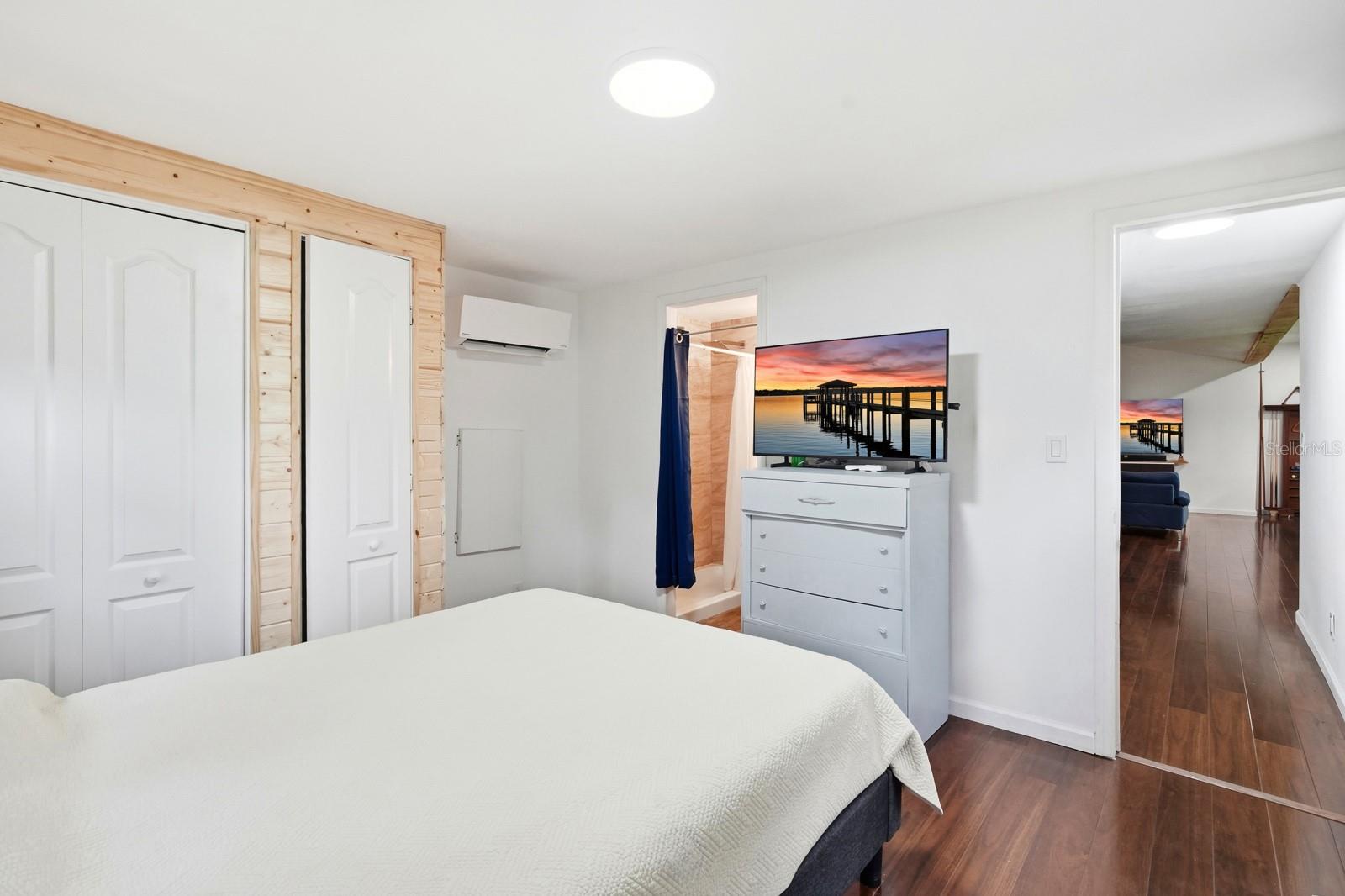 LAR ESTATES - Residential