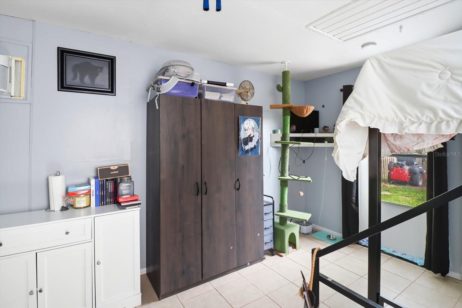 EAST COVE - Residential