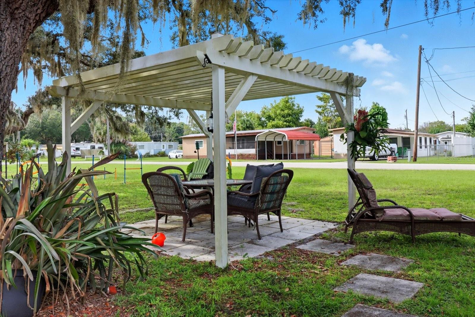 EAST COVE - Residential