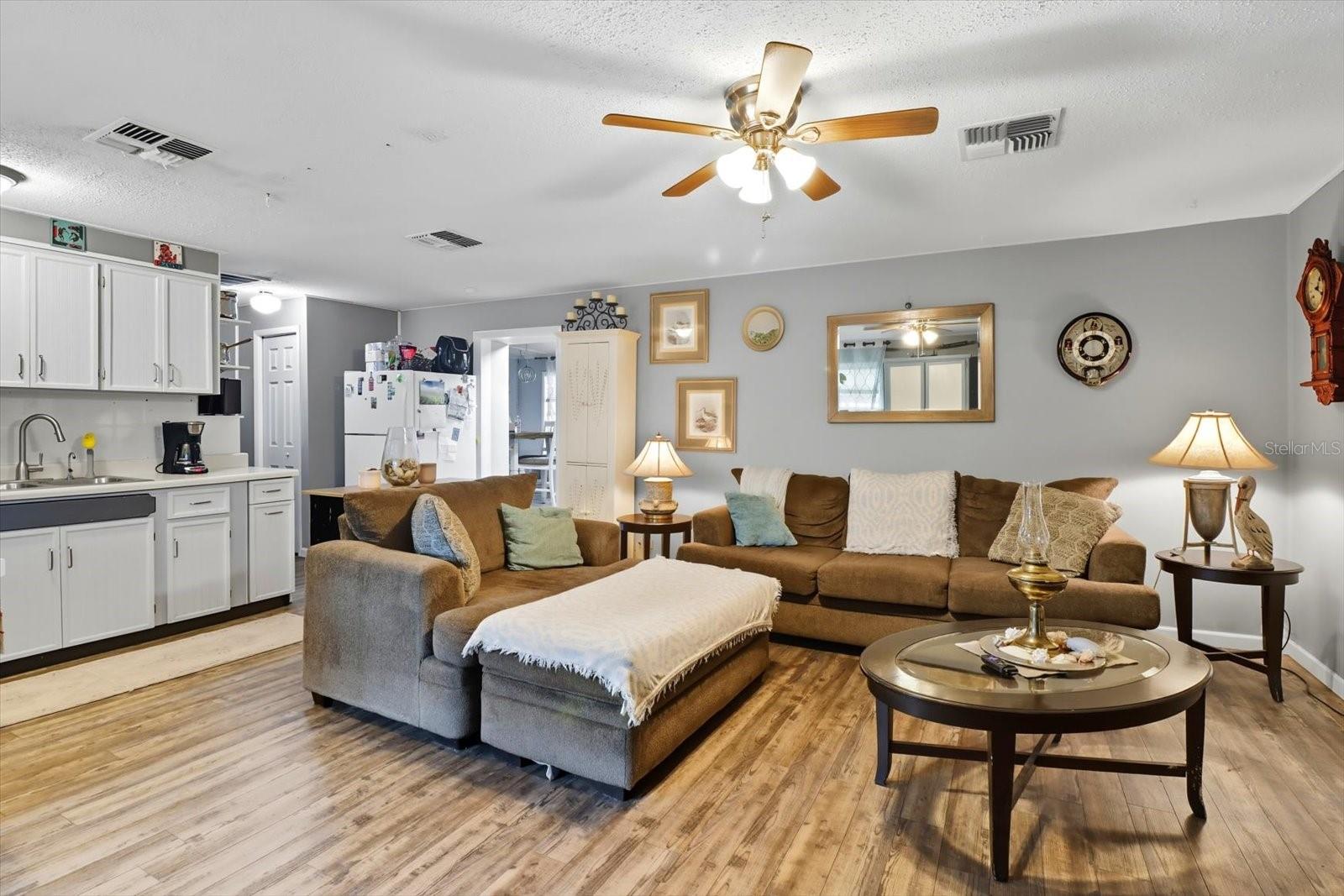 EAST COVE - Residential