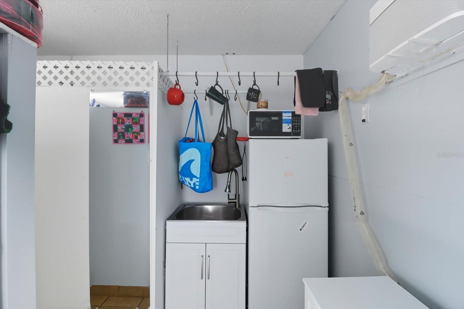 EAST COVE - Residential