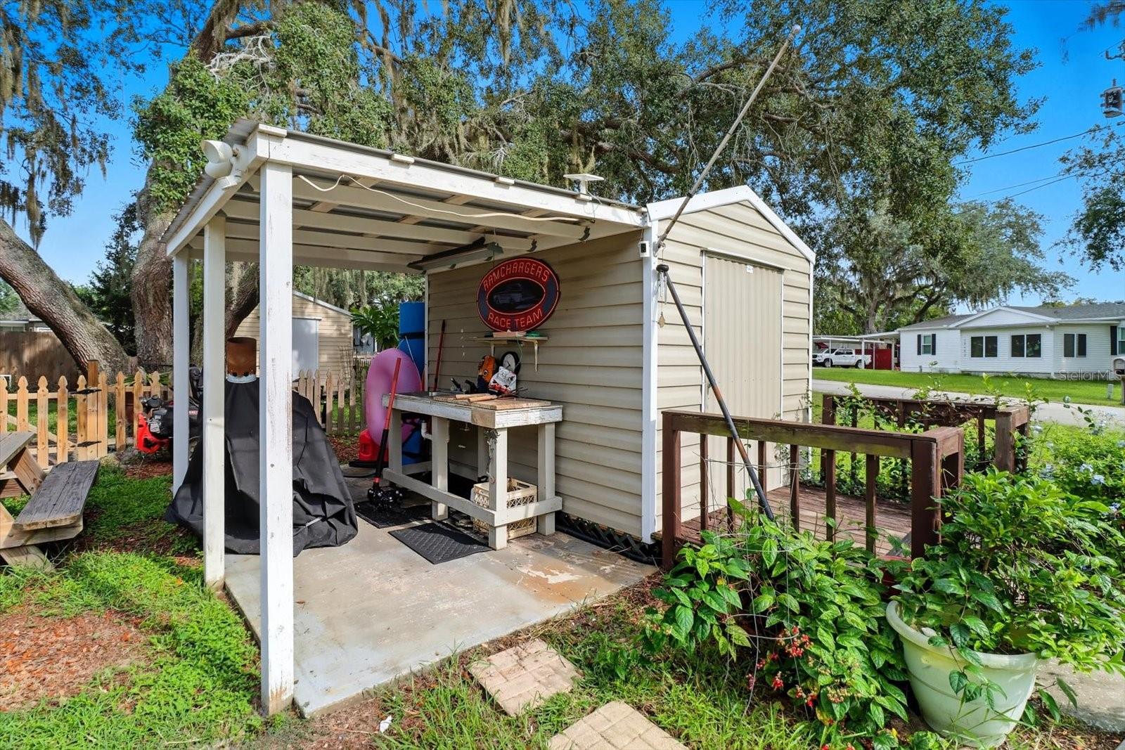 EAST COVE - Residential