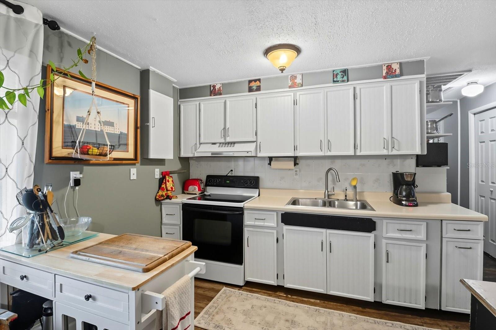 EAST COVE - Residential