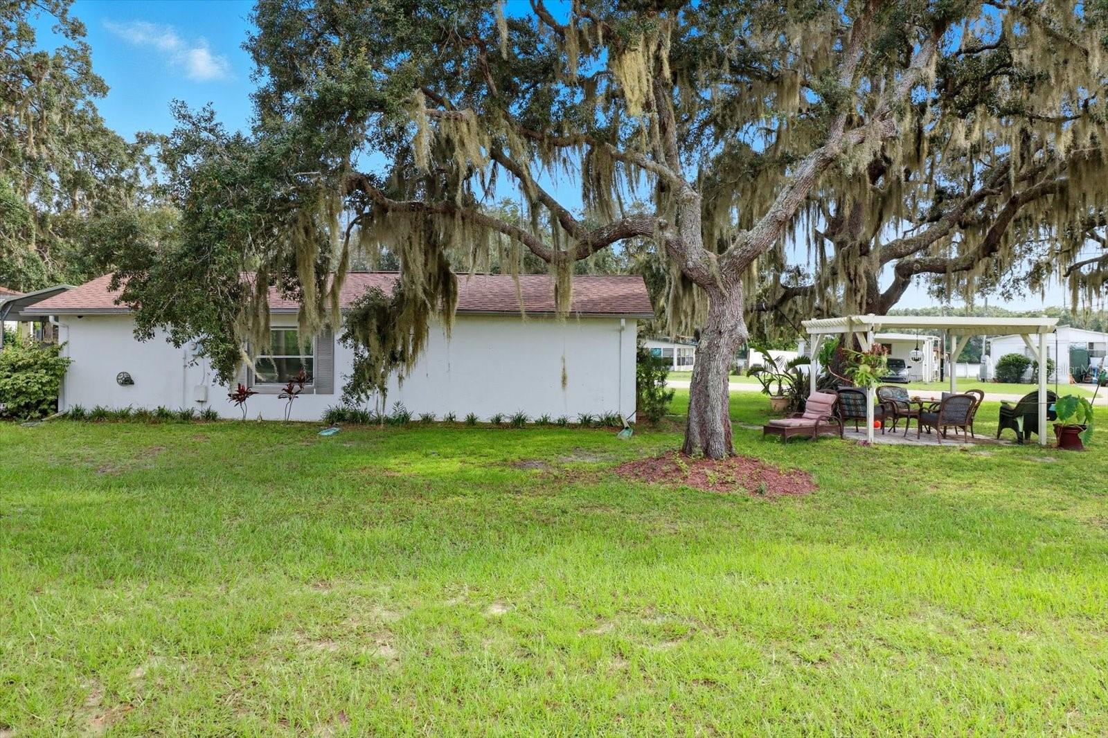 EAST COVE - Residential