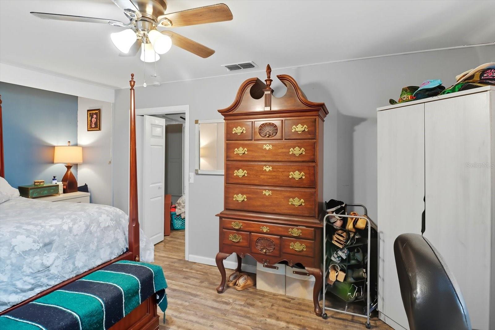 EAST COVE - Residential