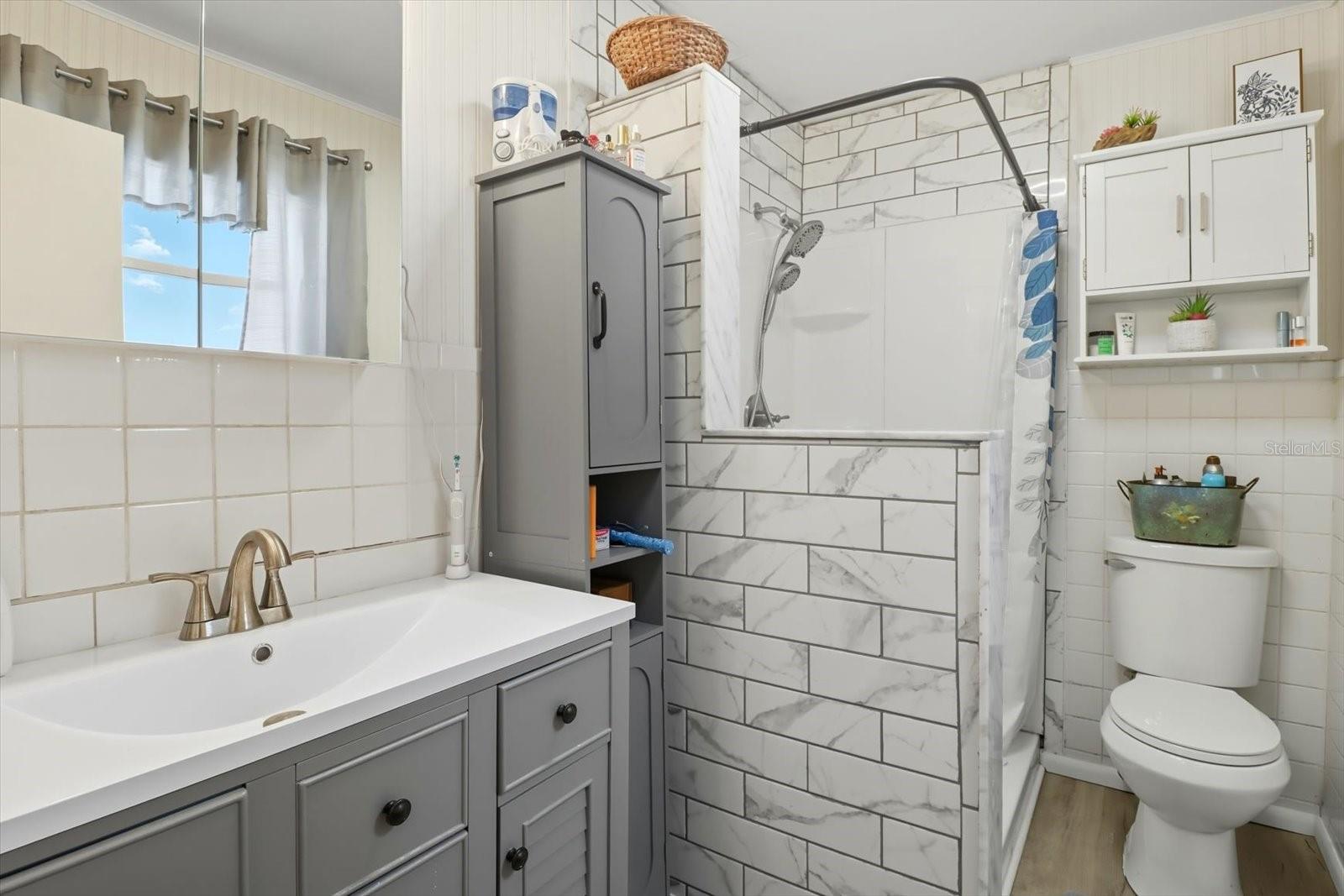 EAST COVE - Residential