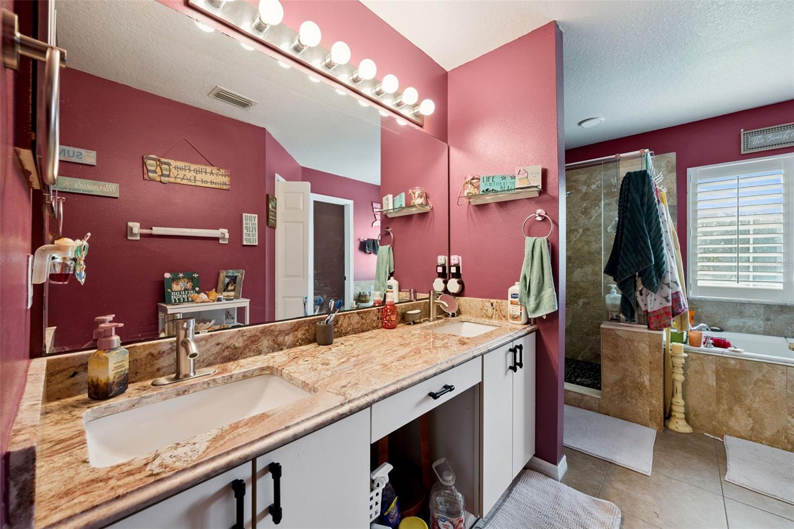 PINES WEKIVA PH 02 SEC 03 - Residential