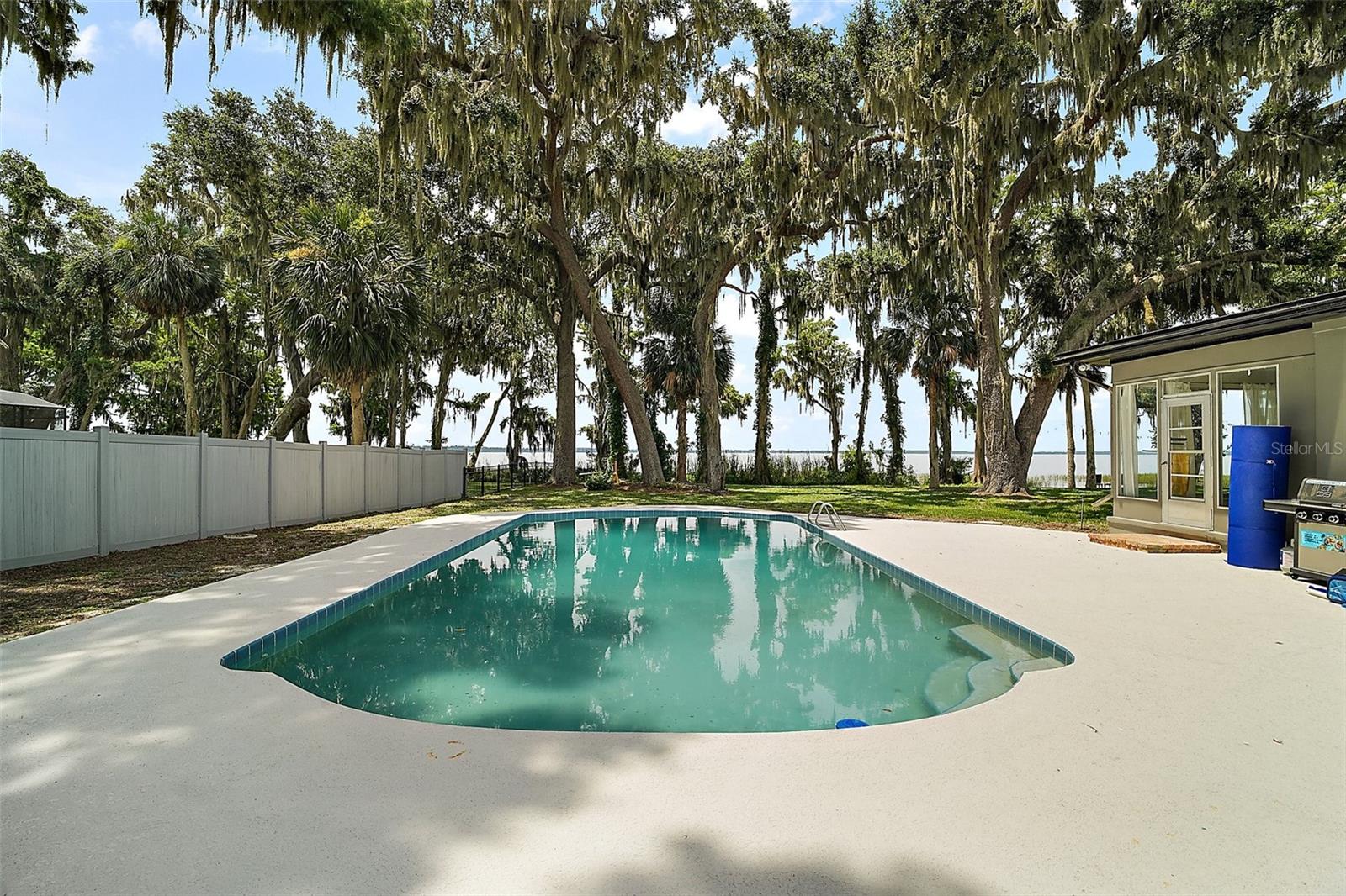 EUSTIS WESTGATE SUB - Residential