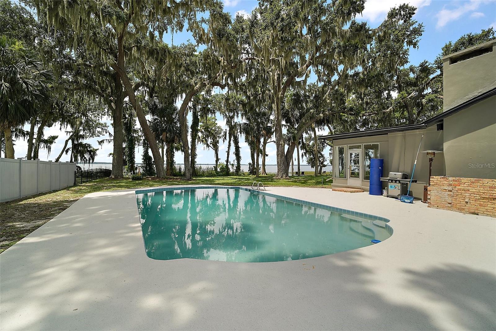 EUSTIS WESTGATE SUB - Residential