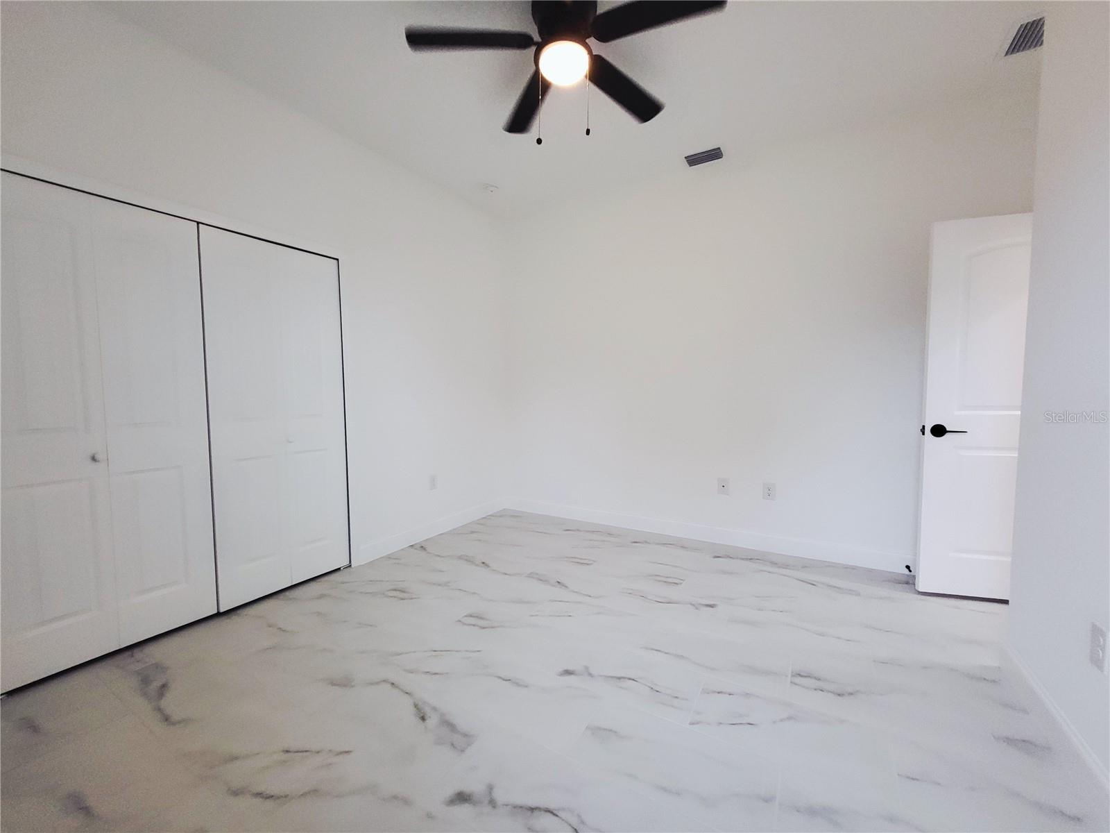 PORT MALABAR UNIT 20 LOT 6 BLK 1021 - Residential