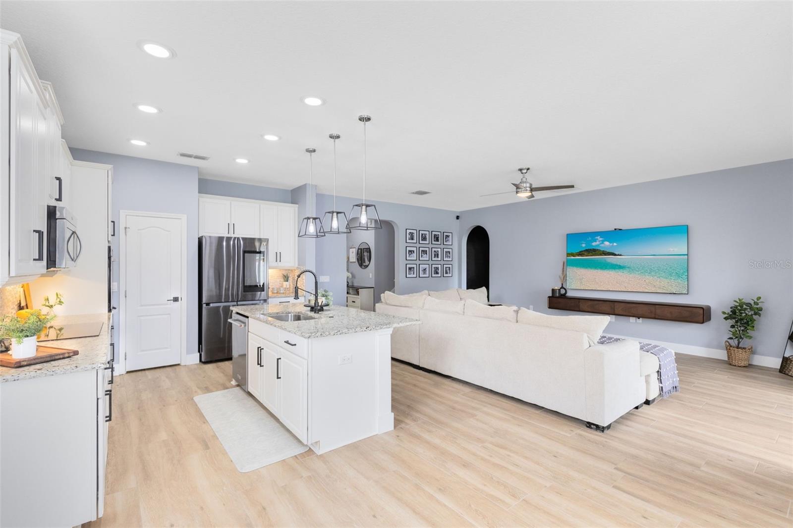 RESERVE/GOLDEN ISLE - Residential