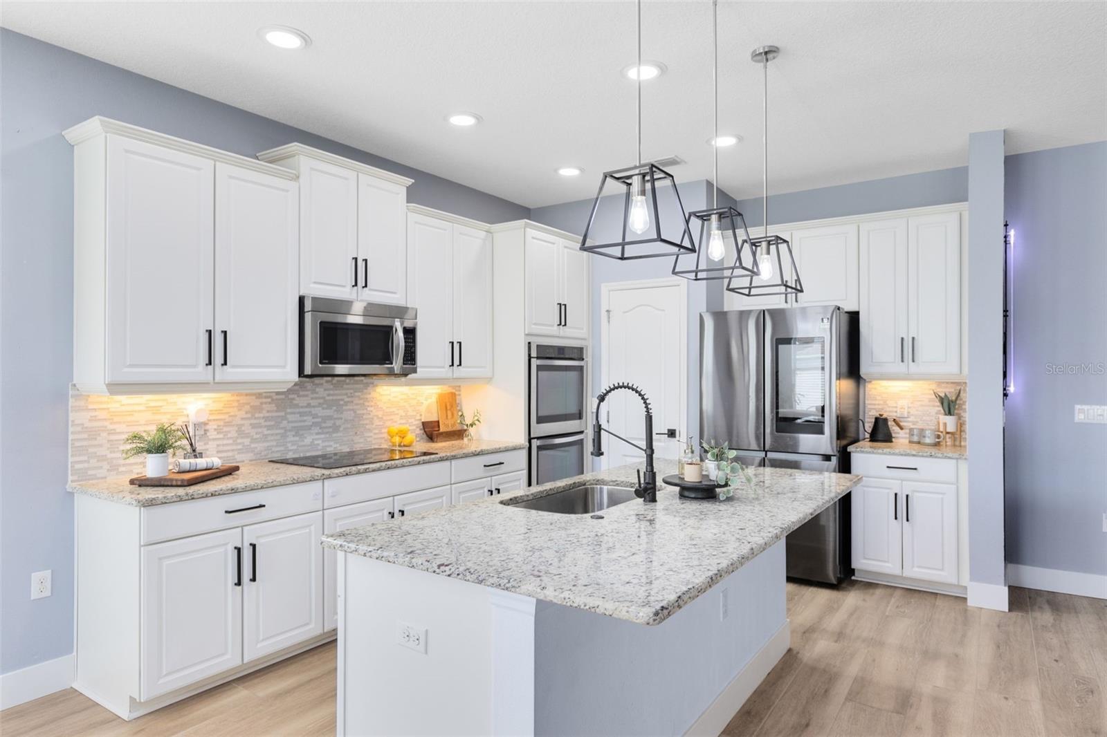 RESERVE/GOLDEN ISLE - Residential