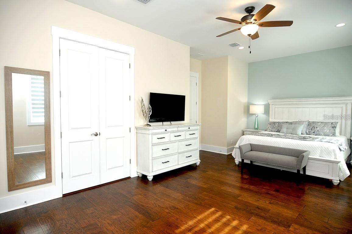 DUNEDIN CAUSEWAY CENTER - Residential