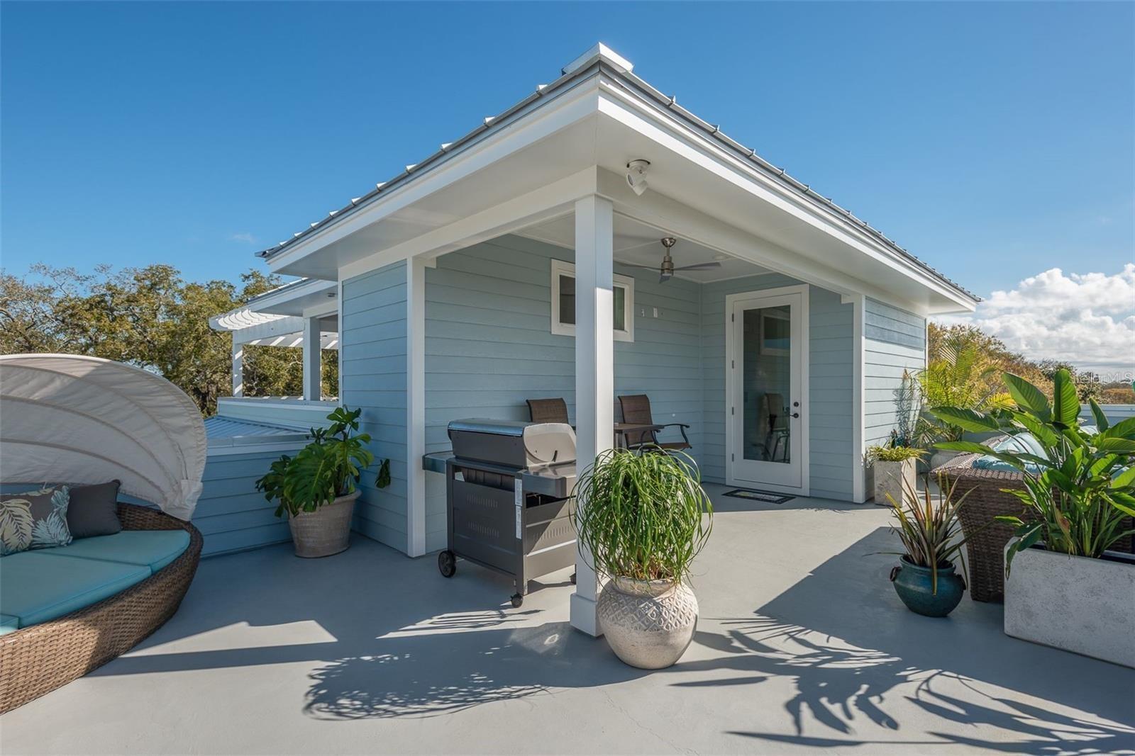 DUNEDIN CAUSEWAY CENTER - Residential
