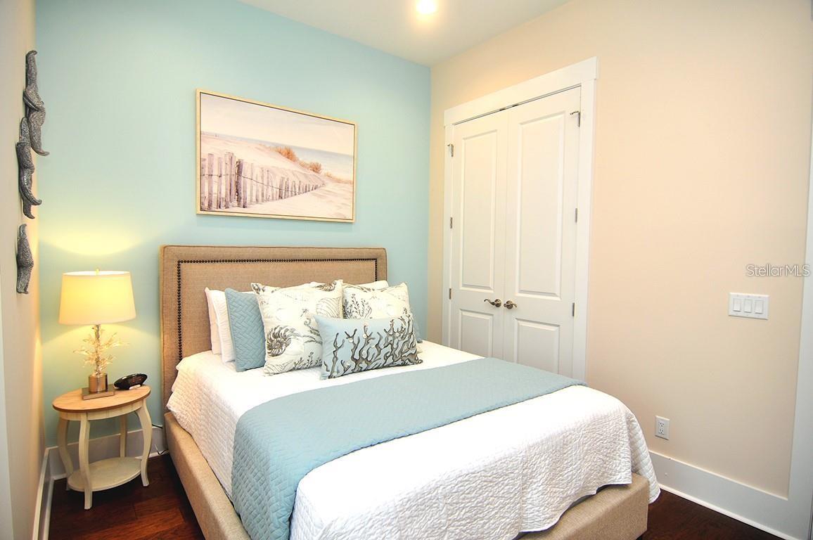 DUNEDIN CAUSEWAY CENTER - Residential