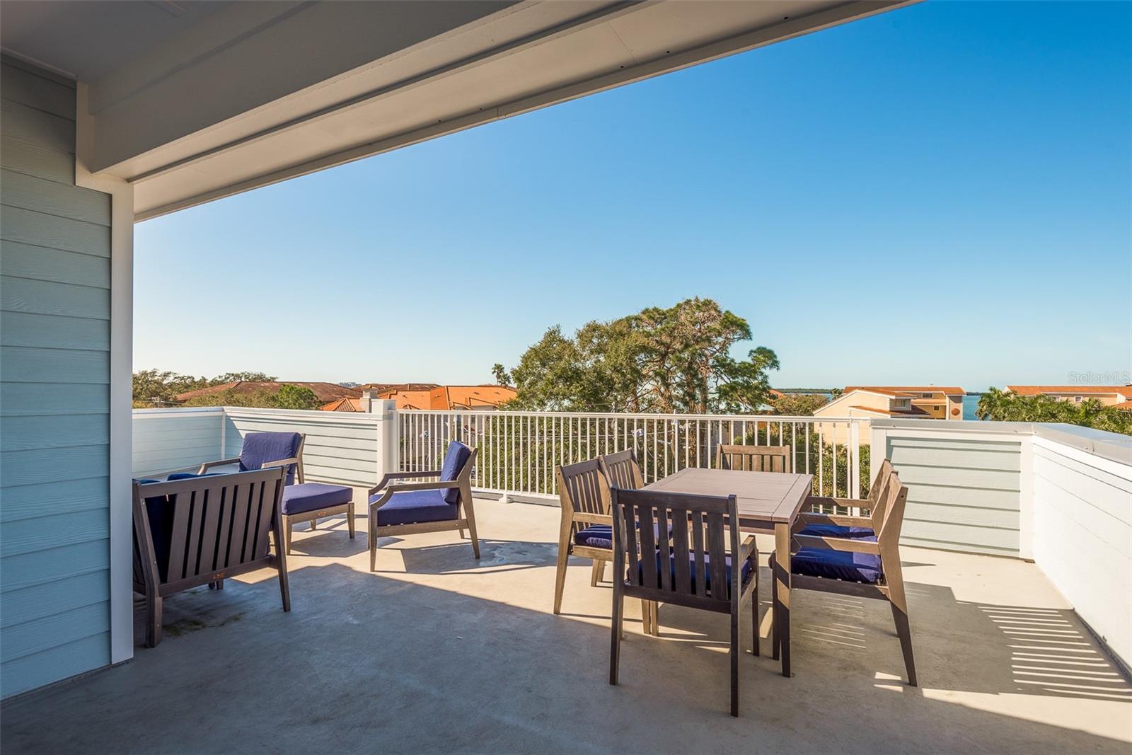 DUNEDIN CAUSEWAY CENTER - Residential