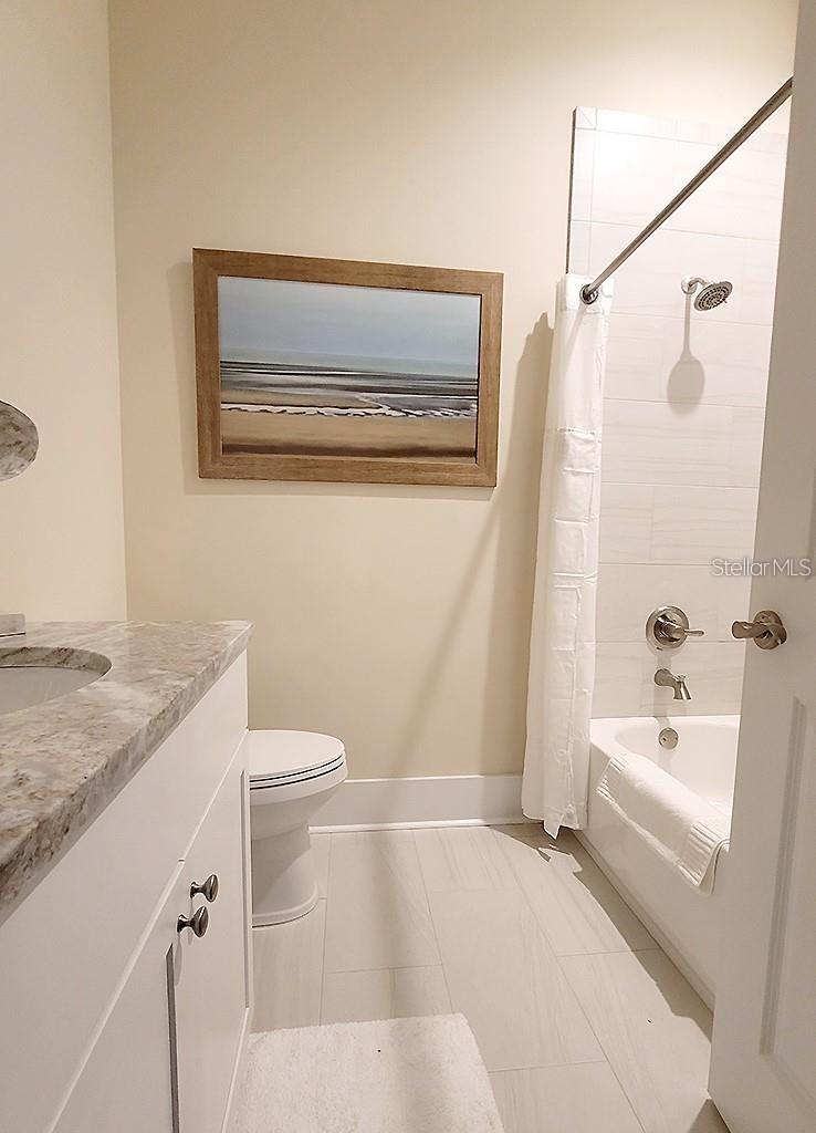 DUNEDIN CAUSEWAY CENTER - Residential