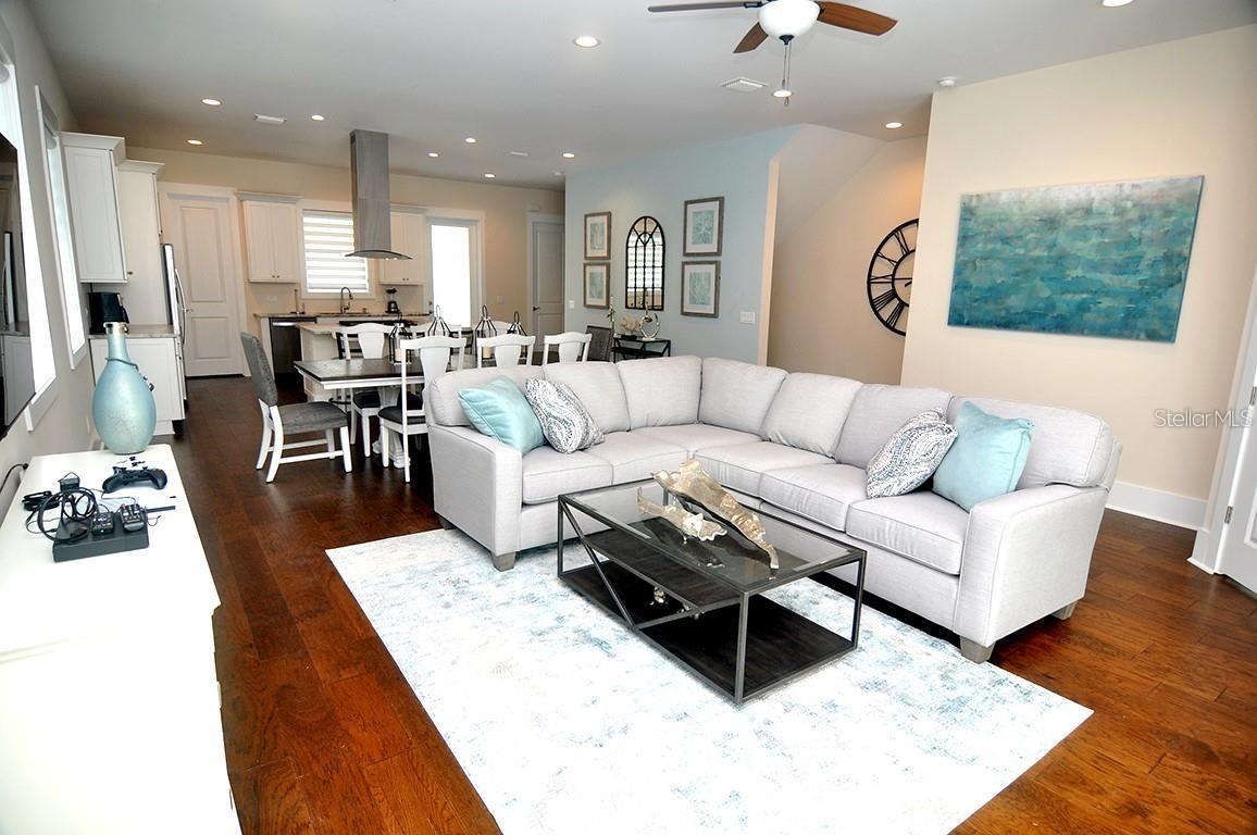 DUNEDIN CAUSEWAY CENTER - Residential