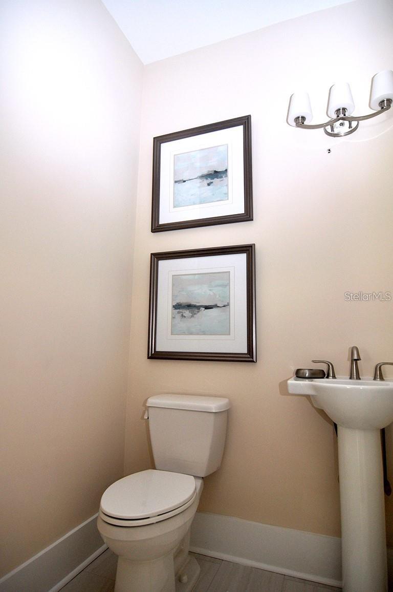 DUNEDIN CAUSEWAY CENTER - Residential