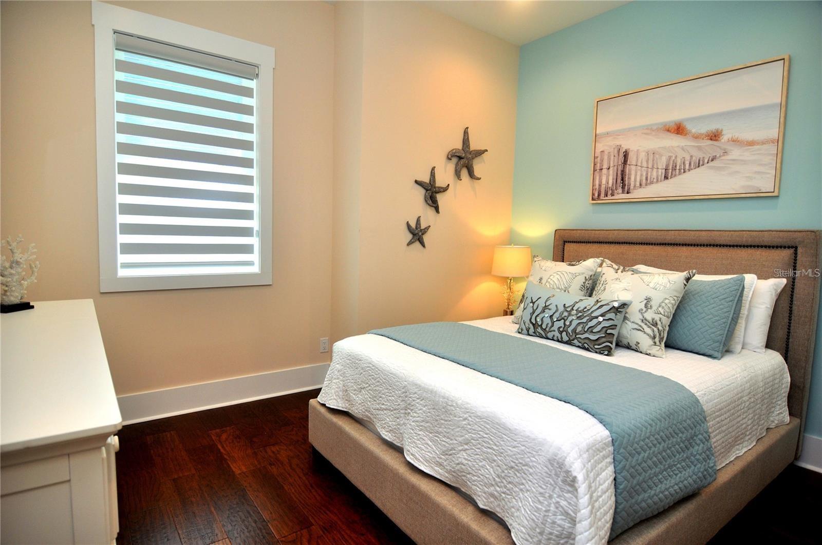 DUNEDIN CAUSEWAY CENTER - Residential