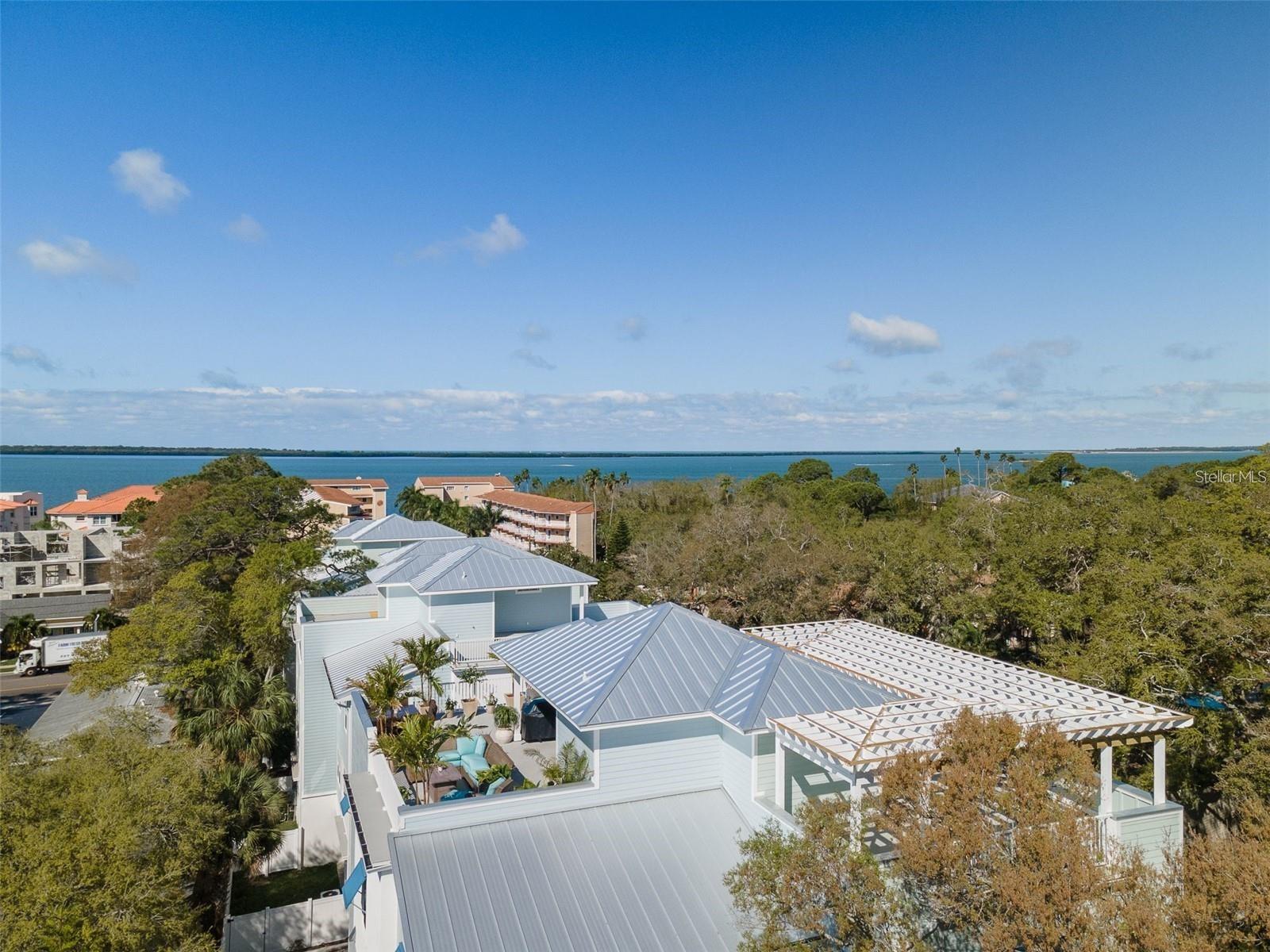DUNEDIN CAUSEWAY CENTER - Residential